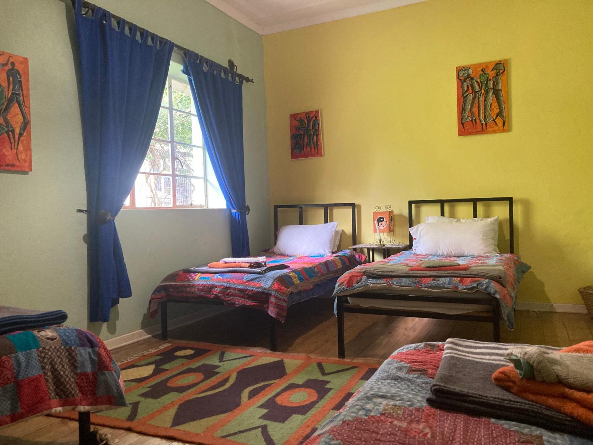 Karma Backpackers Hostel Kestell Exterior photo