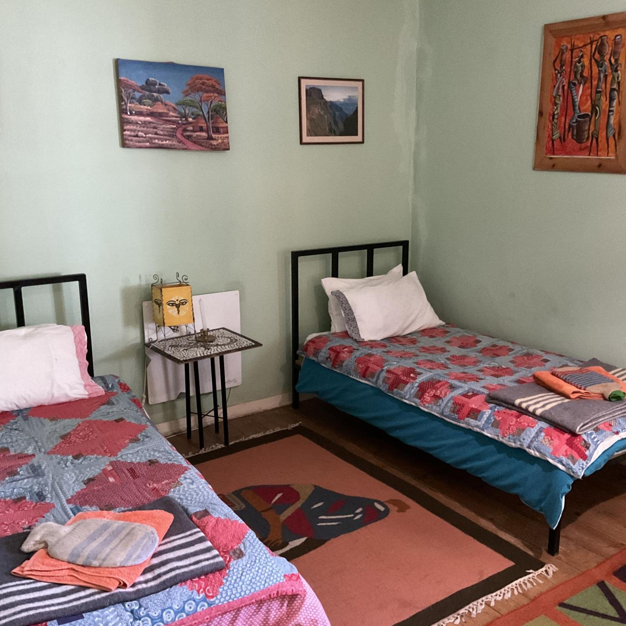 Karma Backpackers Hostel Kestell Exterior photo